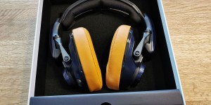 Beitragsbild des Blogbeitrags Das EPOS / Sennheiser GSP 602 Gaming Headset im Test: es muss nicht immer Surround Sound sein!