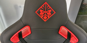 Beitragsbild des Blogbeitrags Der HP Omen Citadel Gaming-Stuhl im Test: ein wahrer Thron!