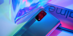 Beitragsbild des Blogbeitrags realme enthüllt 5G-Smartphone und kündigt Black Friday Deals an