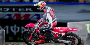 Beitragsbild des Blogbeitrags Monster Energy Supercross 4: Startschuss zur ersten eSX-eSport-Championship