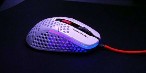 Beitragsbild des Blogbeitrags Xtrfy: limitierte Auflage der M4 Tokyo Maus vorgestellt