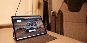 Beitragsbild des Blogbeitrags Laptops und Tablets im Wohnmobil
