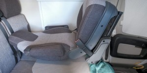 Beitragsbild des Blogbeitrags Ducato Vordersitz im Wohnmobil in 7 Schritten ausbauen
