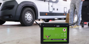 Beitragsbild des Blogbeitrags 300Ah im Kastenwagen! Einbau Bulltron-Lithium-Batterie im Wohnmobil