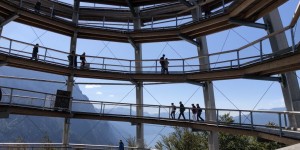 Beitragsbild des Blogbeitrags Phänomenal: der Baumwipfelpfad in Gmunden