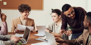 Beitragsbild des Blogbeitrags MS Teams und Gruppen – eine wünschenswerte Kombination