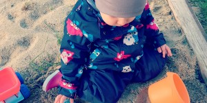 Beitragsbild des Blogbeitrags Sandkasten-Freunde wider (Mamas-)Willen