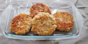 Beitragsbild des Blogbeitrags Veganes Ratatouille mit vegetarischen Kaspresslaibchen