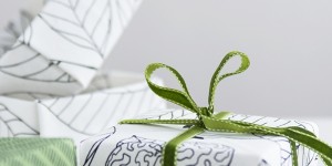 Beitragsbild des Blogbeitrags Origami aus Stoffresten + Anleitung für einfache Schachteln
