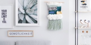 Beitragsbild des Blogbeitrags Rezension: Weben – Über 25 trendige Deko-Projekte selbst gestalten von Émilie Guelpa & Julie Robert