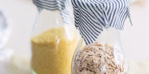Beitragsbild des Blogbeitrags DIY: Wiederverwendbare Bienenwachstücher zum Einwickeln und Aufbewahren selber machen