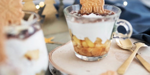 Beitragsbild des Blogbeitrags Kreativ Adventskalender #13: Weihnachts-Dessert: Apfel-Spekulatius Tiramisu 