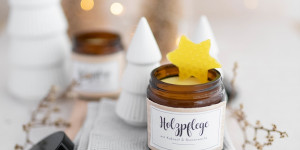 Beitragsbild des Blogbeitrags Rezept: Natürliche Holzpflege mit Kokosöl und Bienenwachs einfach selber machen