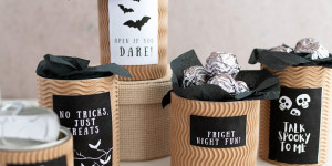 Beitragsbild des Blogbeitrags Halloween Trick or Treat-Dosen für Erwachsene: Süße Überraschungen für die Gruselnacht