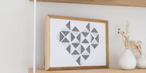 Beitragsbild des Blogbeitrags DIY Wandkunst: Cut-Out Herz zum Dekorieren und Verschenken inkl. Vorlage