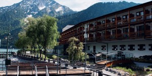 Beitragsbild des Blogbeitrags Wellnessurlaub und sportliches Outdoor Vergnügen: Das Wellnesshotel Travel Charme Fürstenhof am Achensee 