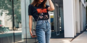 Beitragsbild des Blogbeitrags Statement Shirt & Mom Jeans: Meine All Time Favorite Kombi im Sommer 