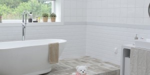 Beitragsbild des Blogbeitrags Plastikfrei im Bad | So erkennst du nachhaltige Produkte