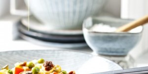 Beitragsbild des Blogbeitrags Mediterraner Nudelsalat – kalt und warm ein Gedicht