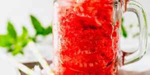 Beitragsbild des Blogbeitrags Granita Eis mit Wassermelone 