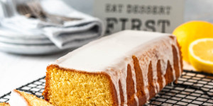 Beitragsbild des Blogbeitrags Omas Zitronenkuchen saftig und einfach
