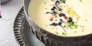 Beitragsbild des Blogbeitrags Spargelcremesuppe so lecker und einfach