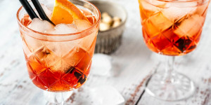 Beitragsbild des Blogbeitrags Aperol Spritz – so einfach geht es 