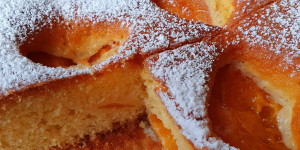 Beitragsbild des Blogbeitrags Marillenkuchen 