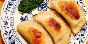 Beitragsbild des Blogbeitrags Pilz-Spinat-Teigtaschen / Dumplings