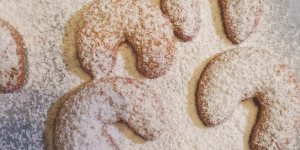 Beitragsbild des Blogbeitrags Vanillekipferl a la Demel