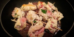 Beitragsbild des Blogbeitrags Involtini di Pollo (Hühner-Involtini)