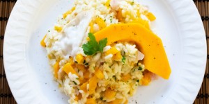 Beitragsbild des Blogbeitrags Risotto mit Kürbisstiften und Scamorza 