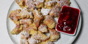 Beitragsbild des Blogbeitrags Kaiserschmarrn mit Zwetschkenröster 