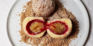 Beitragsbild des Blogbeitrags Zwetschkenknödel