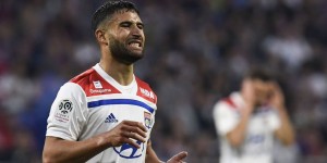 Beitragsbild des Blogbeitrags Transfer vorerst geplatzt: Nabil Fekir bleibt bei Olympique Lyon