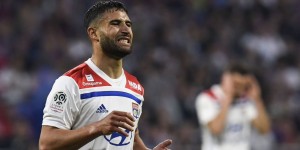 Beitragsbild des Blogbeitrags Transfer vorerst geplatzt: Nabil Fekir bleibt bei Olympique Lyon 