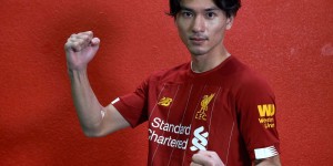 Beitragsbild des Blogbeitrags Hinter den Kulissen: Takumi Minaminos erster Tag in Liverpool