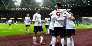 Beitragsbild des Blogbeitrags West Ham United 0:2 Liverpool: Reds bauen Tabellenführung auf 19 Punkte aus 