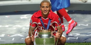 Beitragsbild des Blogbeitrags Bericht: Thiago von Bayern zu Liverpool fix