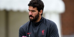 Beitragsbild des Blogbeitrags Alisson Becker zurück im Training 