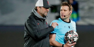 Beitragsbild des Blogbeitrags Nach 3:1-Niederlage gegen Real: Klopp mit Schiedsrichterleistung unzufrieden 