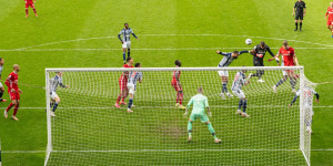 Beitragsbild des Blogbeitrags West Bromwich Albion 1:2 Liverpool: Alisson (!) köpft (!!) Liverpool zum Sieg