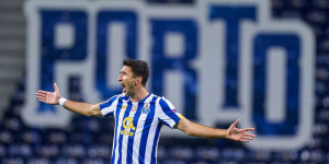 Beitragsbild des Blogbeitrags Keine Leihe mehr: Grujić wechselt dauerhaft zu Porto