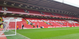 Beitragsbild des Blogbeitrags Bestätigt: Liverpool startet Ausbau der Anfield Road Tribüne