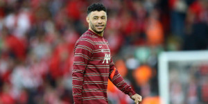 Beitragsbild des Blogbeitrags Oxlade-Chamberlain und Perrie Edwards sind jetzt verlobt