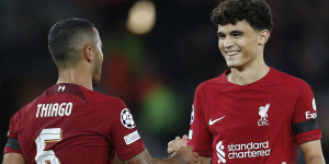 Beitragsbild des Blogbeitrags UCL: Stefan Bajčetić sichert sich historisches Andenken 