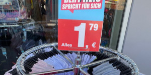 Beitragsbild des Blogbeitrags Der Preis spricht für sich (und er sagt: du bist ein ignorantes Arschloch!)