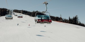 Beitragsbild des Blogbeitrags Sonnenskifahren im Skigebiet Radstadt in Ski amadé 