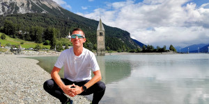 Beitragsbild des Blogbeitrags Um den schönsten See Südtirols laufen 