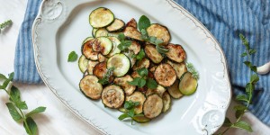 Beitragsbild des Blogbeitrags ZUCCHINE ALLA SCAPECE 